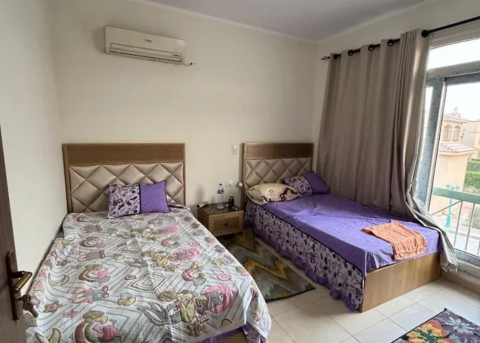 Villa ڤيلا بجاردن في كومبوند لاڤيستا توباز العين السخنه