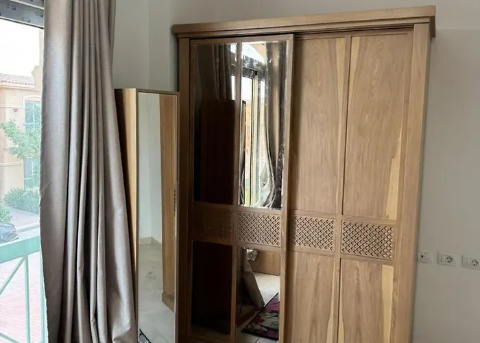 ڤيلا بجاردن في كومبوند لاڤيستا توباز العين السخنه *