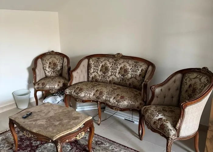 ڤيلا بجاردن في كومبوند لاڤيستا توباز العين السخنه